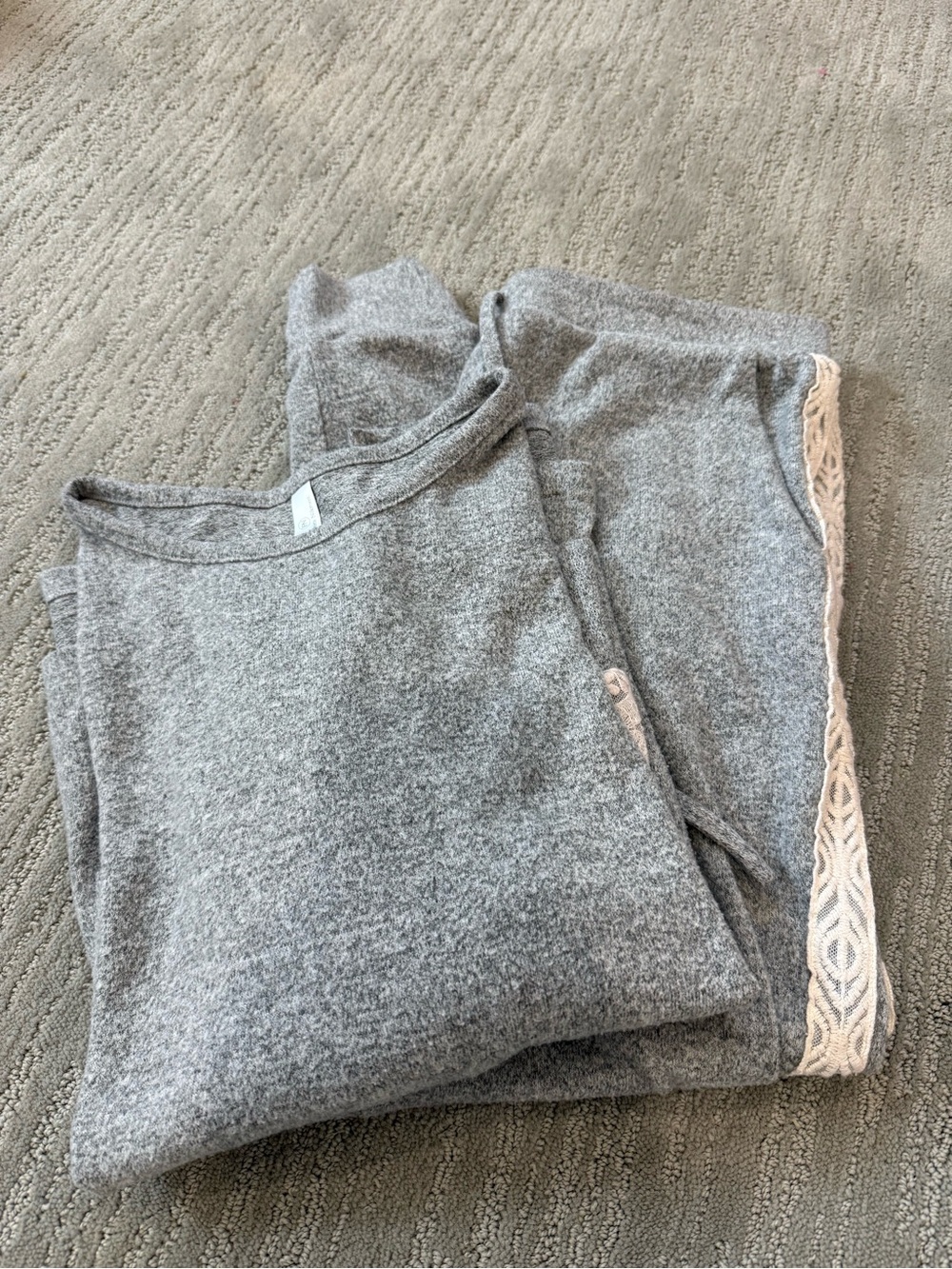 Flora Nikrooz Gray Soft Knit Lounge Set Lace‎ Trim Top & Joggers Large